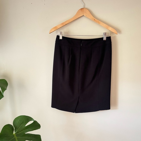 LOFT Petite Pencil Skirt Black 4P Above-the-Knee Classic Workwear - Picture 2 of 11